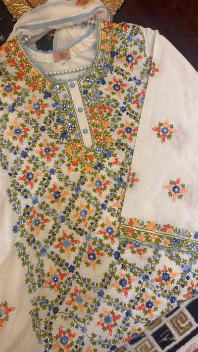 Floral White