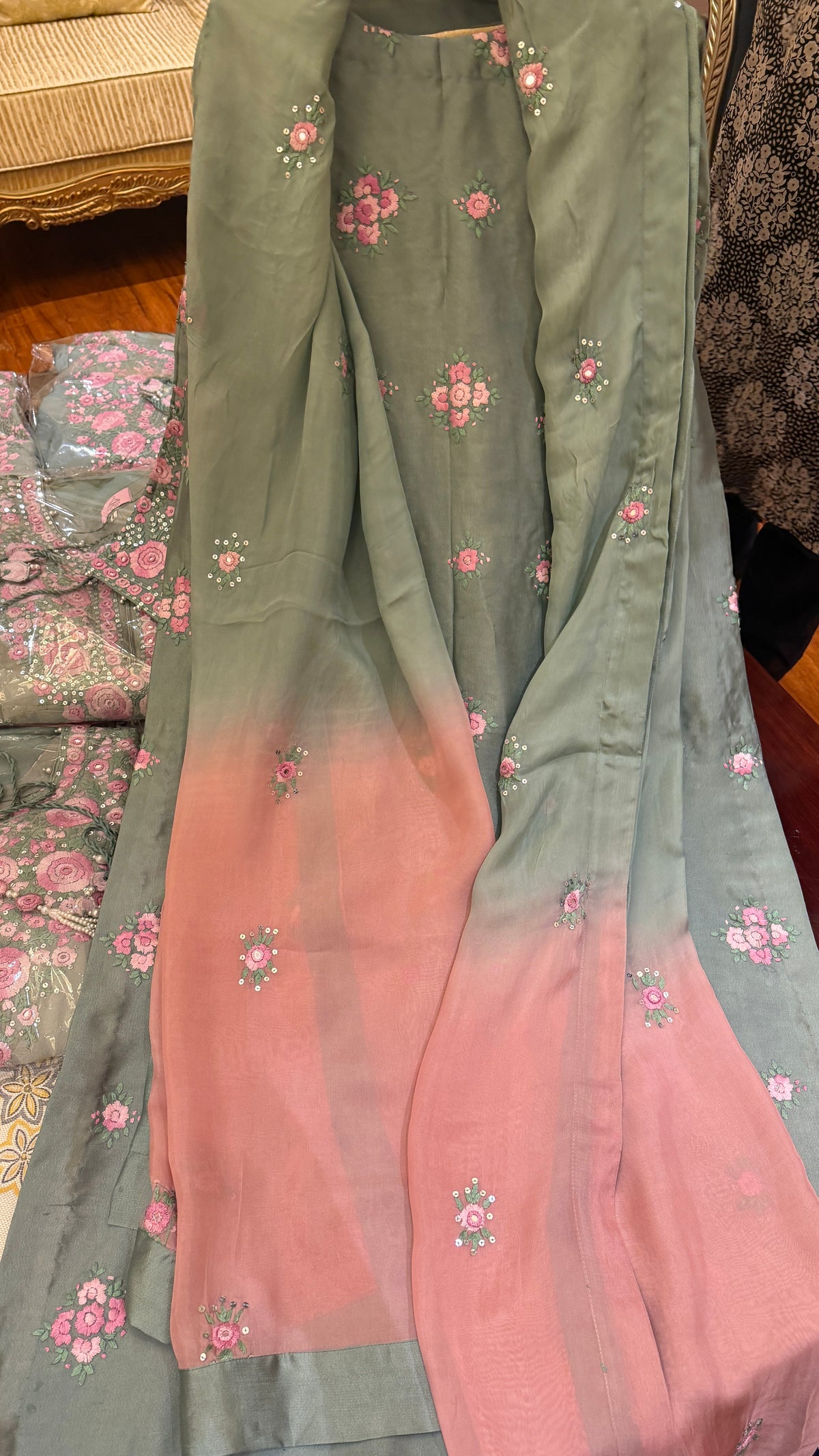 Aqua and pink 3 pcsheesha silk