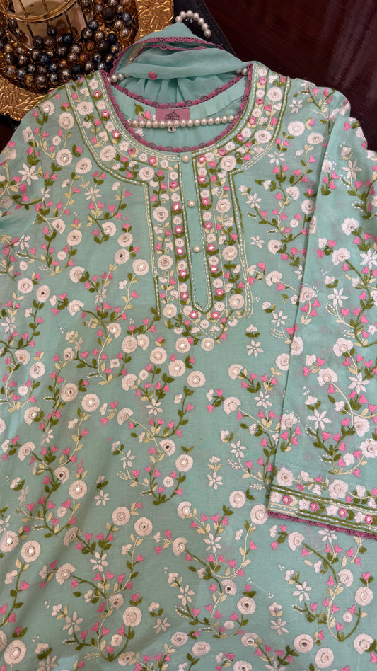 Aqua pink